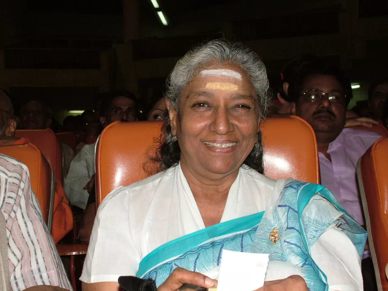 2062642-janu