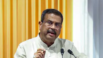 dharmendra pradhan education minister resigned